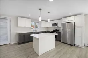 8 Deluca St, Johnston, RI 02919 - Photo 4