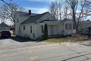 39 Kiley St, North Providence, RI 02911 - Photo 2