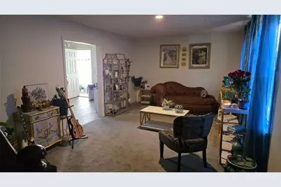 4 Heritage Circle, Johnston, RI 02919 - Photo 4