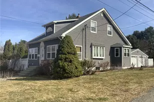 52 Mendon Rd, North Smithfield, RI 02896 - Photo 2