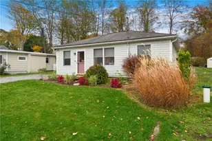 63 Buoy St, Jamestown, RI 02835 - Photo 1