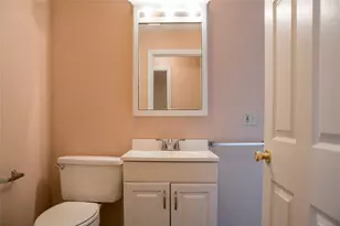 2840 Hartford Ave, Johnston, RI 02919 - Photo 14