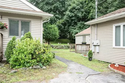 2840 Hartford Avenue #B, Johnston, RI 02919 - Photo 24