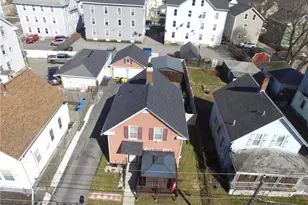 217 4th Ave, Woonsocket, RI 02895 - Photo 32