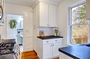 15 Firglade Ave, Providence, RI 02906 - Photo 18