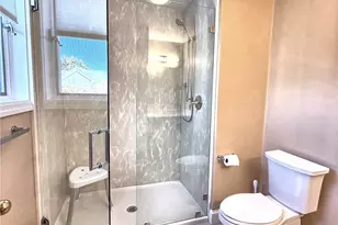 2 Overlook Dr, Bristol, RI 02809 - Photo 30