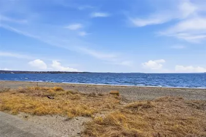 77 Walnut Street, Portsmouth, RI 02871 - Photo 4