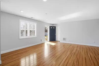 77 Walnut Street, Portsmouth, RI 02871 - Photo 8