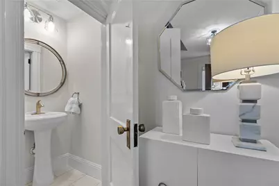 68 Roseneath Avenue, Newport, RI 02840 - Photo 30