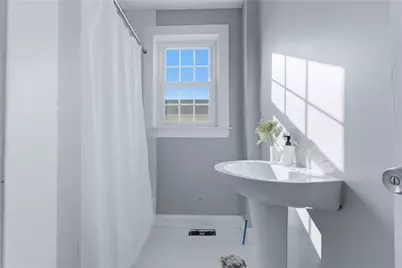 220 Vincent Avenue, East Providence, RI 02914 - Photo 10