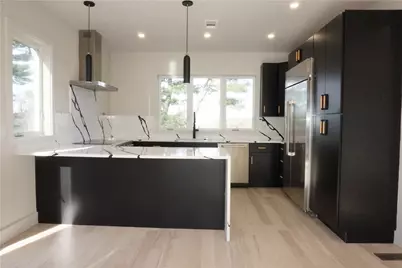 152 Colonial Road, Providence, RI 02906 - Photo 14