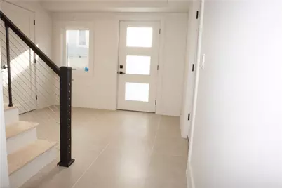 152 Colonial Road, Providence, RI 02906 - Photo 8