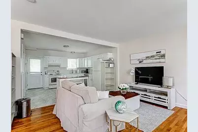 27 Thames Street, Newport, RI 02840 - Photo 1