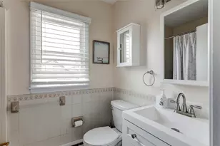 27 Thames St, Newport, RI 02840 - Photo 16