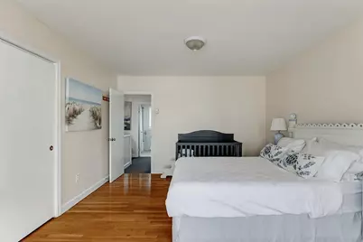27 Thames Street, Newport, RI 02840 - Photo 10