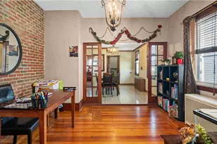 27 Shafter St, Providence, RI 02909 - Photo 8