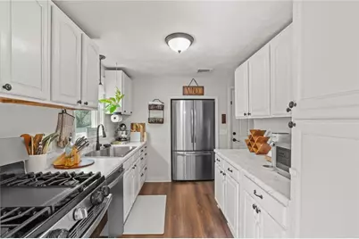 150 Greenmeadow Circle, North Kingstown, RI 02852 - Photo 12