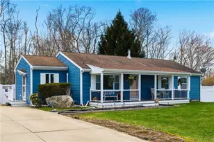 72 Kevin Dr, Tiverton, RI 02878 - Photo 2