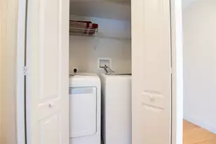 7 Gray Coach Ln, Cranston, RI 02921 - Photo 18