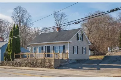 670 Putnam Pike, Smithfield, RI 02828 - Photo 2