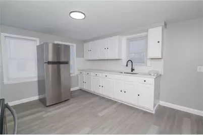 670 Putnam Pike, Smithfield, RI 02828 - Photo 4