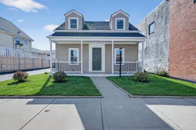 1002 Charles Street, North Providence, RI 02904 - Photo 1