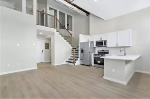 72 Kendrick Ave, Woonsocket, RI 02895 - Photo 2