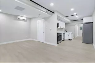 72 Kendrick Ave, Woonsocket, RI 02895 - Photo 18