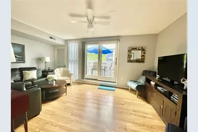 106 Swinburne Row, Newport, RI 02840 - Photo 8