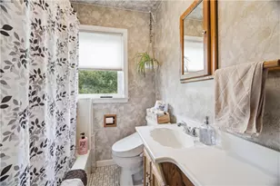 111 Beechcrest St, Warwick, RI 02888 - Photo 14