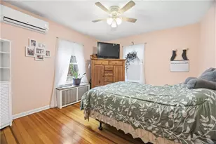 111 Beechcrest St, Warwick, RI 02888 - Photo 12