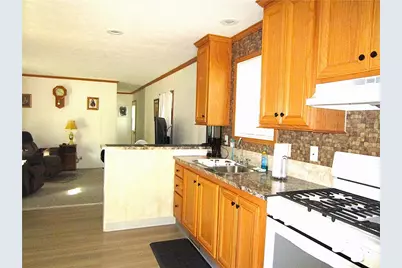 40 Leisure Way, Coventry, RI 02816 - Photo 6