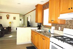 40 Leisure Way, Coventry, RI 02816 - Photo 6