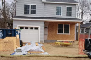 79 Sherman St, East Providence, RI 02915 - Photo 2