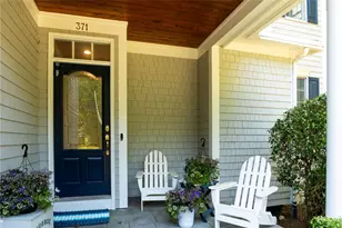 371 Glen Hill Dr, North Kingstown, RI 02874 - Photo 4