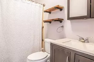 66 Girard Ave, Newport, RI 02840 - Photo 24