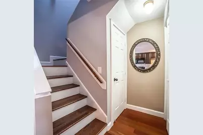 66 Girard Avenue #215, Newport, RI 02840 - Photo 4