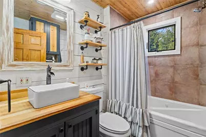 61 McAloon Street, Pawtucket, RI 02861 - Photo 12