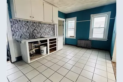 527 Laurel Hill Avenue, Cranston, RI 02920 - Photo 10