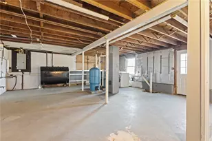 689 Knotty Oak Rd, Coventry, RI 02816 - Photo 22