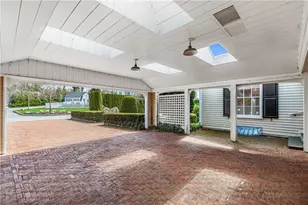 28 S Hill Dr, Cranston, RI 02920 - Photo 4