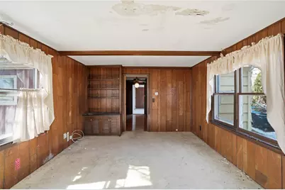 128 Clifford Street, Pawtucket, RI 02860 - Photo 12