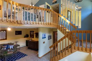 8 Robin Dr, North Kingstown, RI 02852 - Photo 6