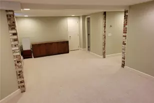 12 Adelphi Ave, Providence, RI 02906 - Photo 16