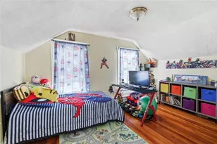 15 Claire St, East Providence, RI 02915 - Photo 12