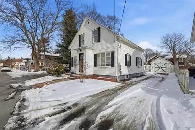 15 Claire Street, East Providence, RI 02915 - Photo 2