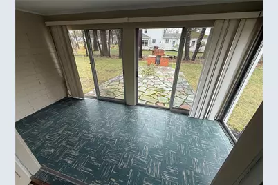 90 Alexander McGregor Road, Pawtucket, RI 02864 - Photo 6