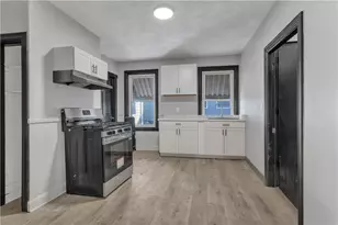 12 Payton St, Providence, RI 02905 - Photo 4