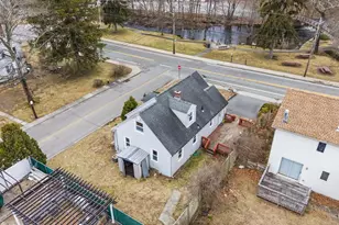 2 Whitman St, Smithfield, RI 02917 - Photo 6