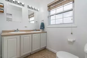 160 Suburban Pkwy, Warwick, RI 02889 - Photo 22